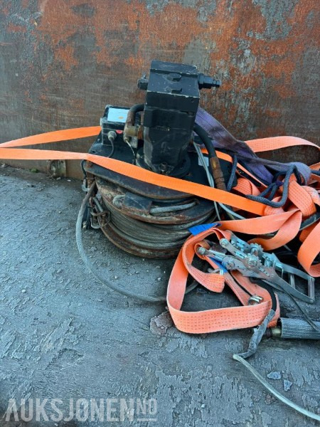 Kranbil Vinsj - ingen minstepris - Celtnis: foto 2 Kranbil Vinsj - ingen minstepris - Celtnis: foto 2