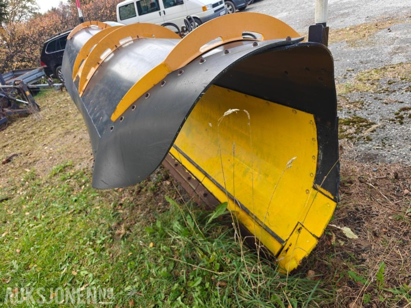 2013 Meiren MSP3703 LH - Snøplog med slapseskjær og parallellogram - Kravas automašīna: foto 4 2013 Meiren MSP3703 LH - Snøplog med slapseskjær og parallellogram - Kravas automašīna: foto 4