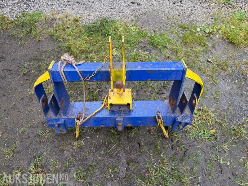 1990 Kombi-hengerfeste med kule og krok - Lauksaimniecības tehnika: foto 4 1990 Kombi-hengerfeste med kule og krok - Lauksaimniecības tehnika: foto 4