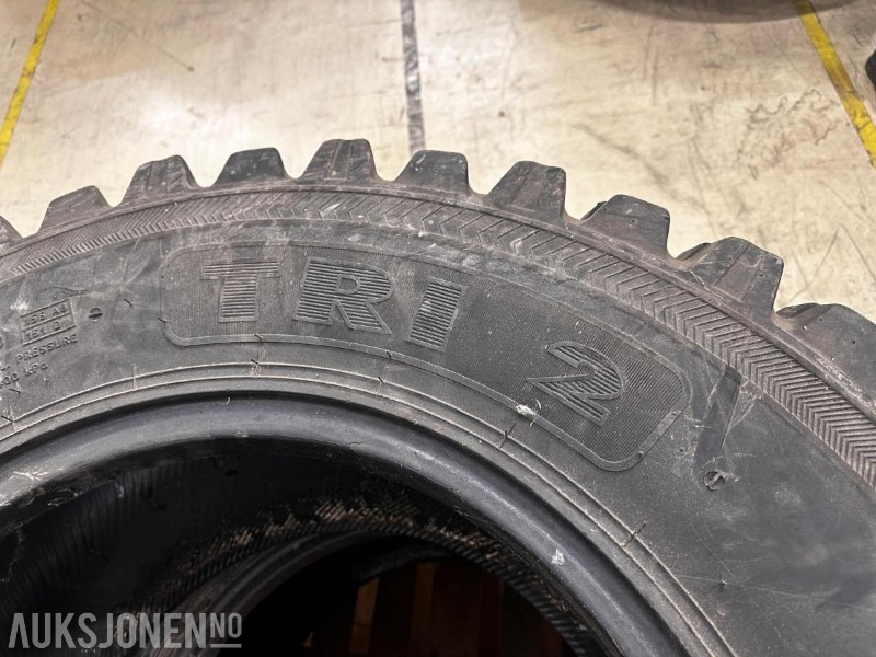 2 stk. Nokian TRI 2 460/65R24 traktordekk - Lauksaimniecības tehnika: foto 4 2 stk. Nokian TRI 2 460/65R24 traktordekk - Lauksaimniecības tehnika: foto 4