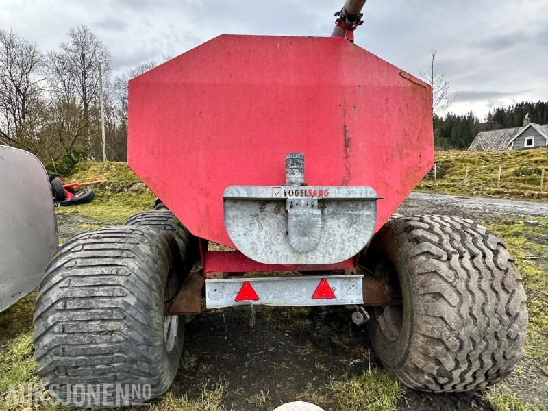 2005 MOI BG 8 Gjødselvogn m/Vogelsang spreder - Lauksaimniecības tehnika: foto 4 2005 MOI BG 8 Gjødselvogn m/Vogelsang spreder - Lauksaimniecības tehnika: foto 4