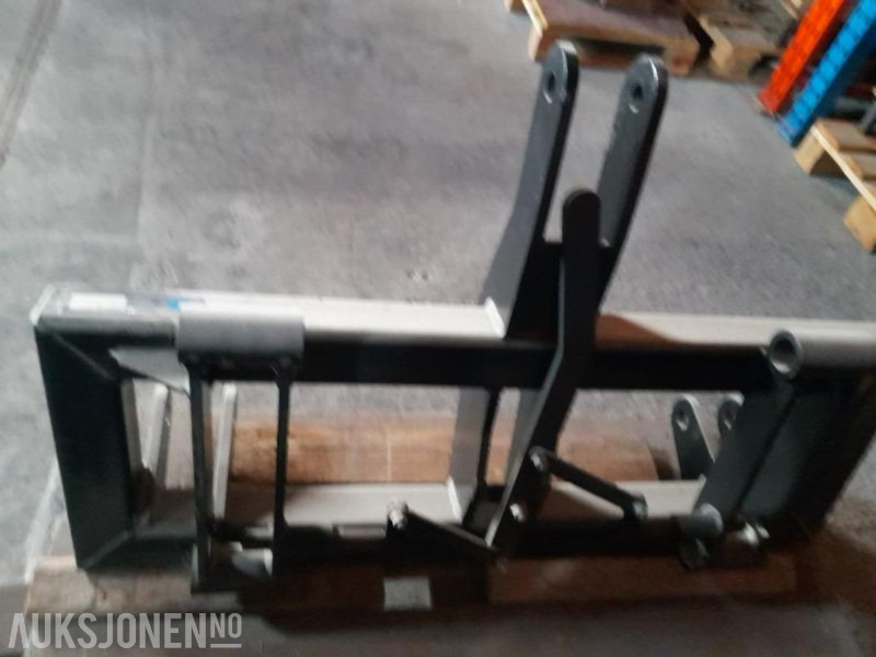 2024 3 Punkt adapter med Trimafeste - Lauksaimniecības tehnika: foto 1 2024 3 Punkt adapter med Trimafeste - Lauksaimniecības tehnika: foto 1