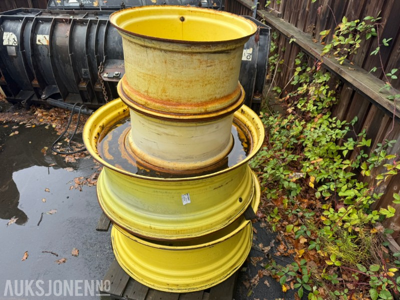 Felgsett til John Deere – AL118455 og AL174627 - Lauksaimniecības tehnika: foto 1 Felgsett til John Deere – AL118455 og AL174627 - Lauksaimniecības tehnika: foto 1
