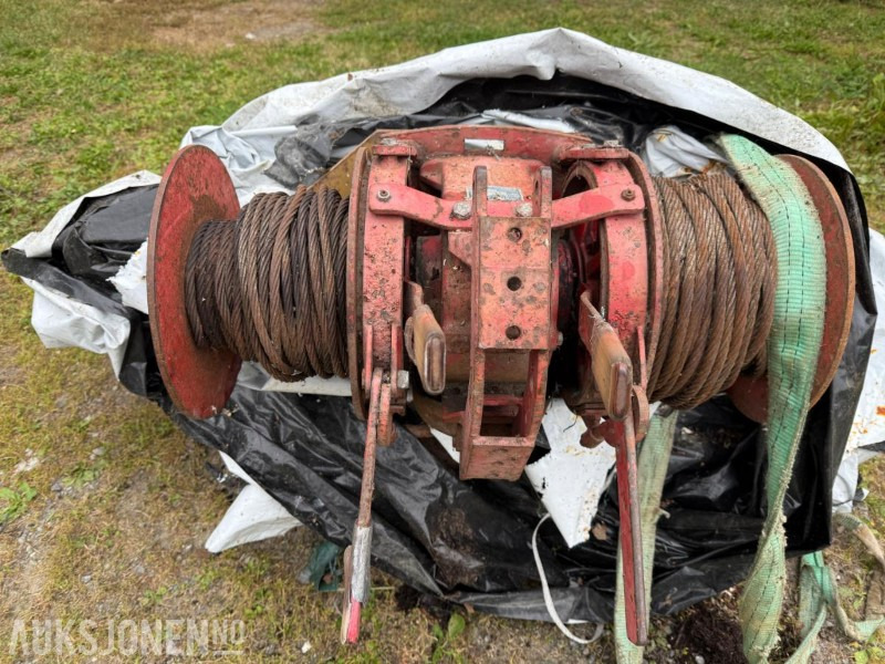 Igland 3,5 T. vinsj - Lauksaimniecības tehnika: foto 2 Igland 3,5 T. vinsj - Lauksaimniecības tehnika: foto 2