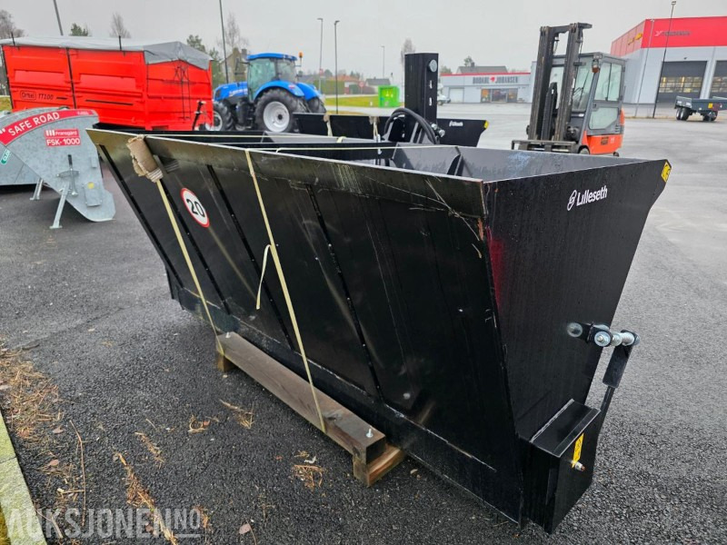 LILLESETH SANDSTRØERSKUFF – 240 CM – SELVLASTENDE - Lauksaimniecības tehnika: foto 1 LILLESETH SANDSTRØERSKUFF – 240 CM – SELVLASTENDE - Lauksaimniecības tehnika: foto 1