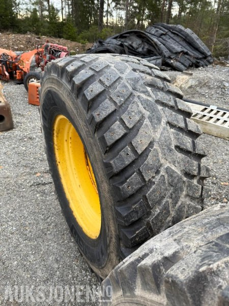 Nokian tri2 540/65R30 vinterhjul - Lauksaimniecības tehnika: foto 3 Nokian tri2 540/65R30 vinterhjul - Lauksaimniecības tehnika: foto 3