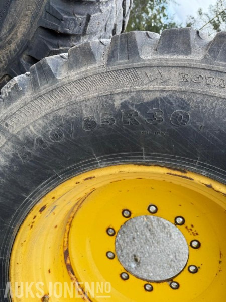 Nokian tri2 540/65R30 vinterhjul - Lauksaimniecības tehnika: foto 4 Nokian tri2 540/65R30 vinterhjul - Lauksaimniecības tehnika: foto 4