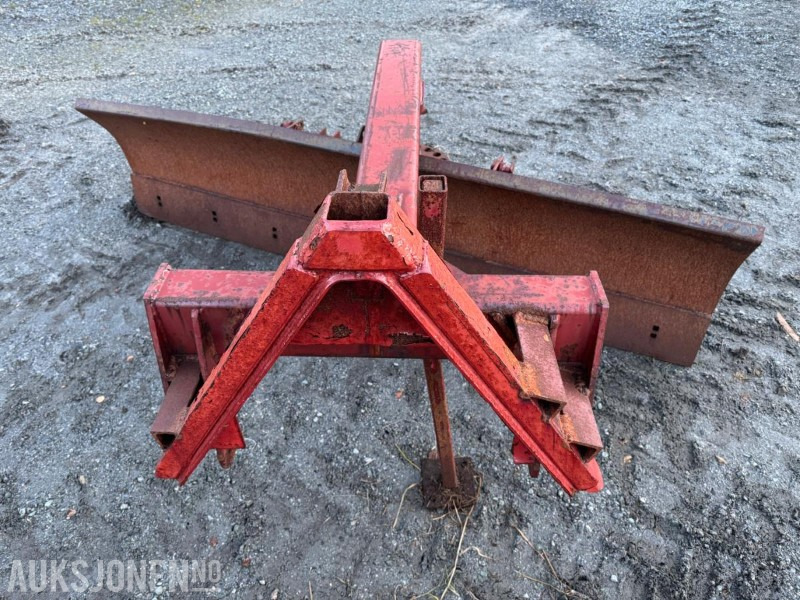 Skjær til traktor - Lauksaimniecības tehnika: foto 5 Skjær til traktor - Lauksaimniecības tehnika: foto 5