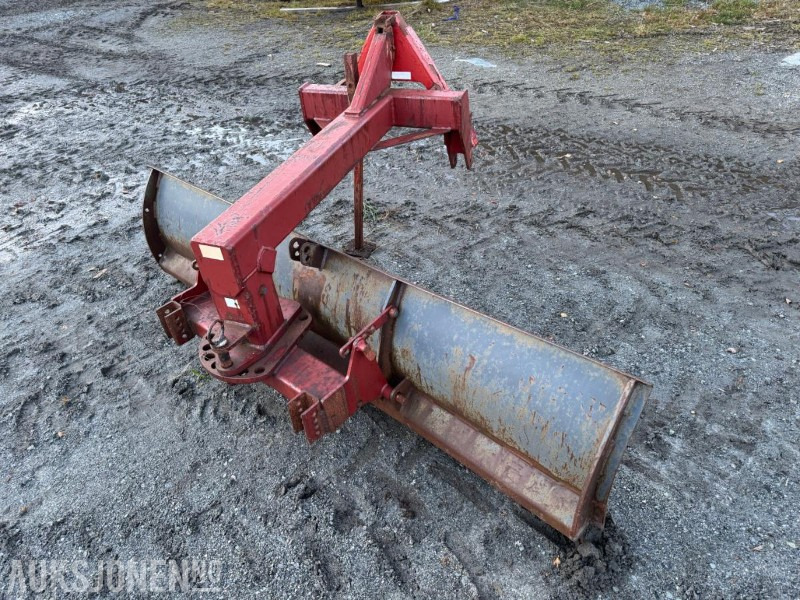 Skjær til traktor - Lauksaimniecības tehnika: foto 2 Skjær til traktor - Lauksaimniecības tehnika: foto 2