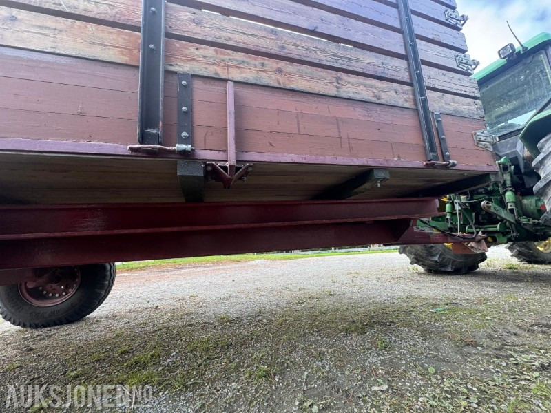 Uregistrert Moelven tilhenger til traktor med høye karmer - Lauksaimniecības tehnika: foto 5 Uregistrert Moelven tilhenger til traktor med høye karmer - Lauksaimniecības tehnika: foto 5