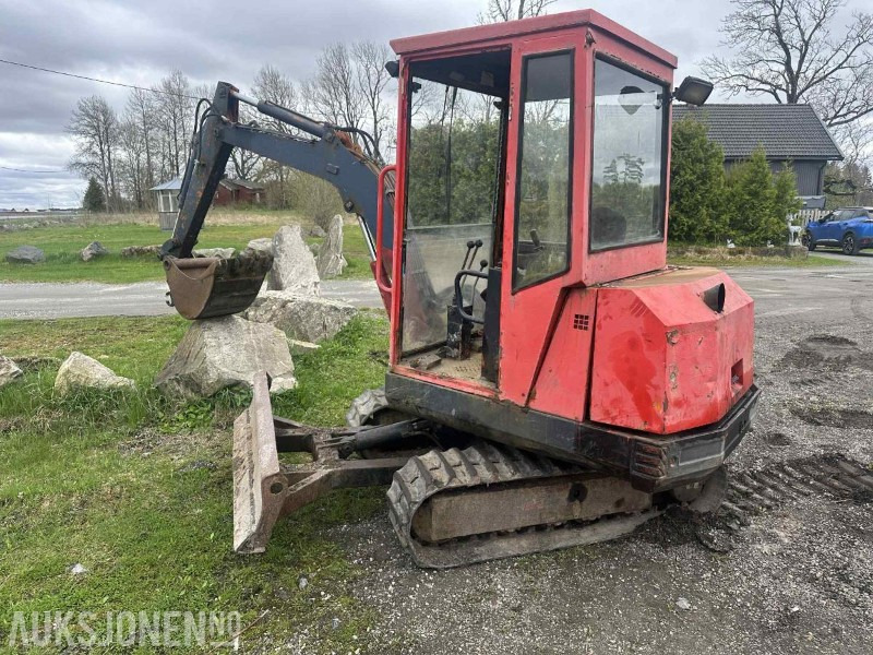 PEL-JOB Minigraver 2,4tonn - Mini-ekskavators: foto 2 PEL-JOB Minigraver 2,4tonn - Mini-ekskavators: foto 2