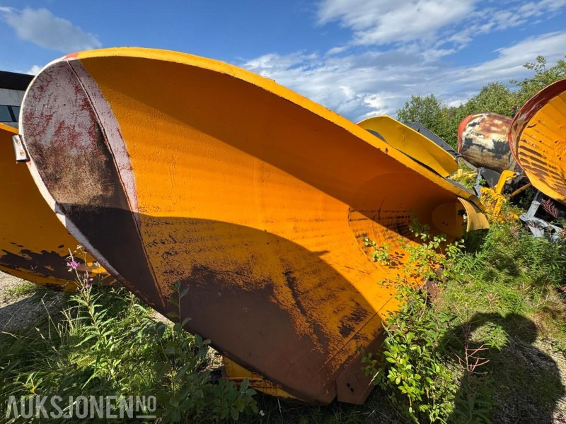 2001 GMI HDA 280 kasteplog - Papildaprīkojums - Celtniecības tehnika: foto 1 2001 GMI HDA 280 kasteplog - Papildaprīkojums - Celtniecības tehnika: foto 1