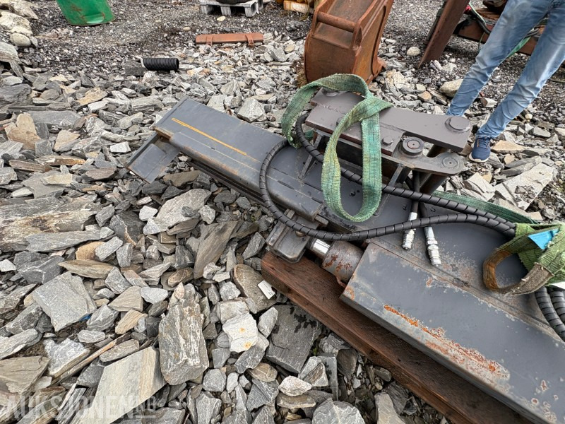 2016 ubrukt hydraulisk vedkløyver med kombifeste 40 / 50 - Papildaprīkojums - Celtniecības tehnika: foto 5 2016 ubrukt hydraulisk vedkløyver med kombifeste 40 / 50 - Papildaprīkojums - Celtniecības tehnika: foto 5