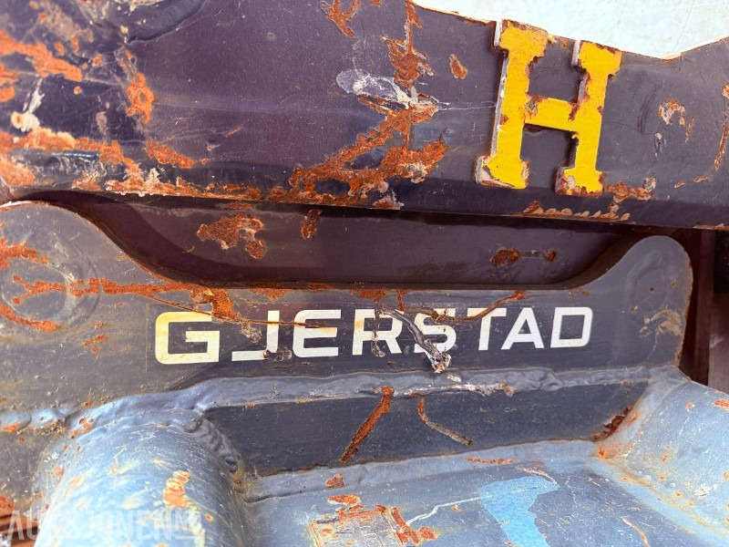 Papildaprīkojums - Celtniecības tehnika 2021 Gjerstad skuffe med redskapsadapter S60-S50 fest: foto 10