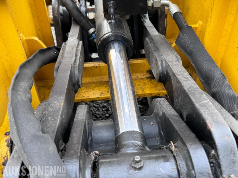 Papildaprīkojums - Celtniecības tehnika 2024 Engcon TG25HD-S40 Tømmerklo / Tømmerklype - Nesten ikke brukt - S40 feste: foto 6 Papildaprīkojums - Celtniecības tehnika 2024 Engcon TG25HD-S40 Tømmerklo / Tømmerklype - Nesten ikke brukt - S40 feste: foto 6