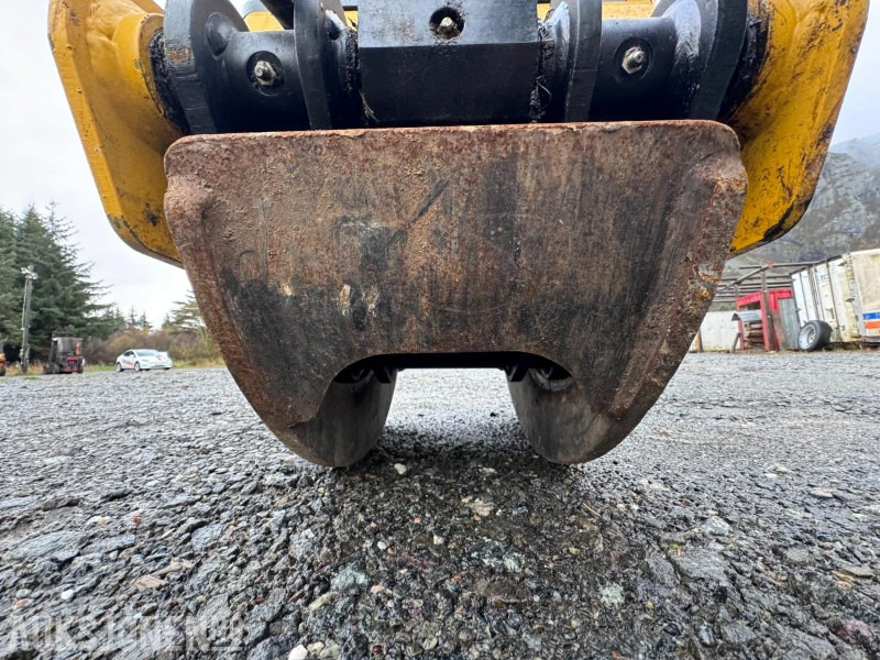 Papildaprīkojums - Celtniecības tehnika 2024 Engcon TG25HD-S40 Tømmerklo / Tømmerklype - Nesten ikke brukt - S40 feste: foto 11 Papildaprīkojums - Celtniecības tehnika 2024 Engcon TG25HD-S40 Tømmerklo / Tømmerklype - Nesten ikke brukt - S40 feste: foto 11