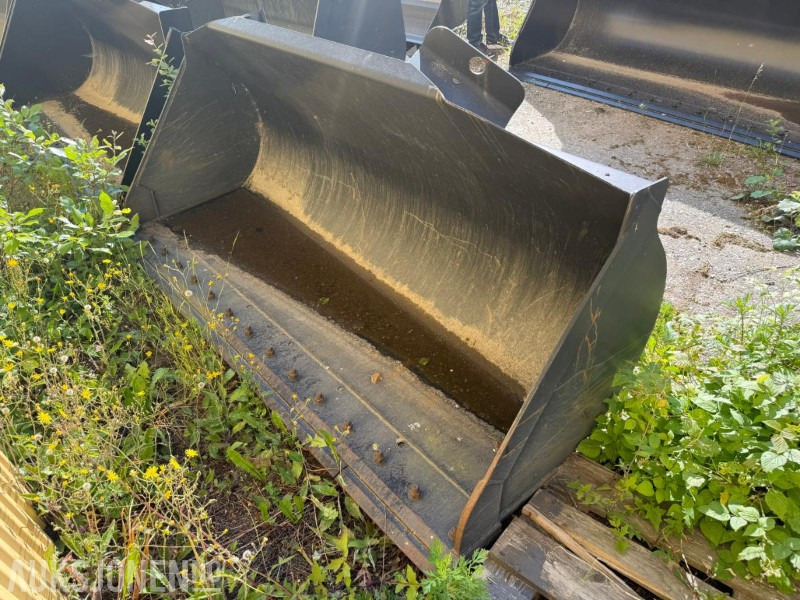 JCB skuff m/BM feste. - Papildaprīkojums - Celtniecības tehnika: foto 4 JCB skuff m/BM feste. - Papildaprīkojums - Celtniecības tehnika: foto 4