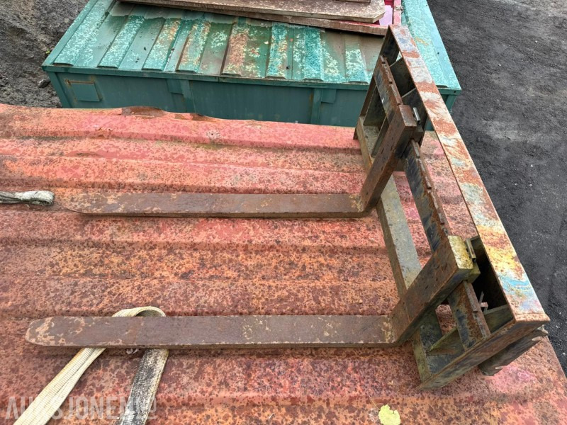 Pallegafler med bobcatfeste - Papildaprīkojums - Celtniecības tehnika: foto 5 Pallegafler med bobcatfeste - Papildaprīkojums - Celtniecības tehnika: foto 5