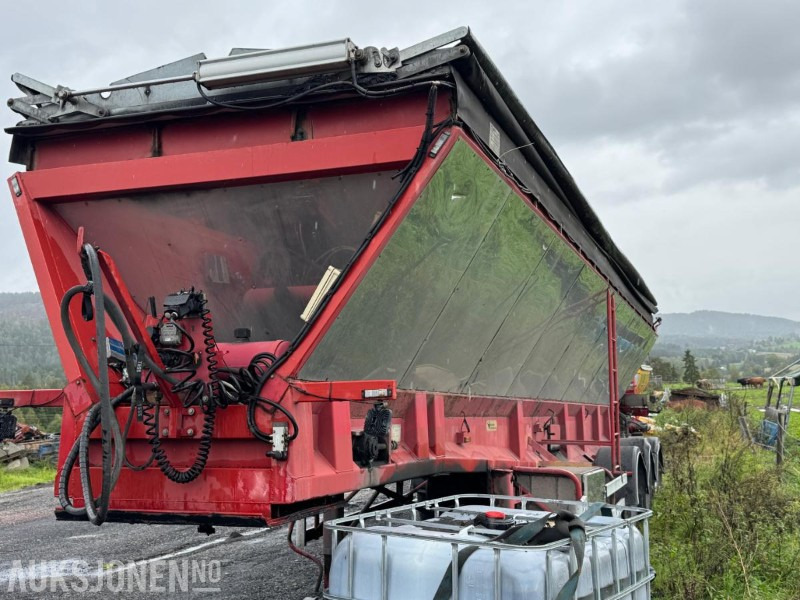 1997 R-R-Trailer asfaltsemi med transportbånd - Piekabe: foto 1 1997 R-R-Trailer asfaltsemi med transportbånd - Piekabe: foto 1