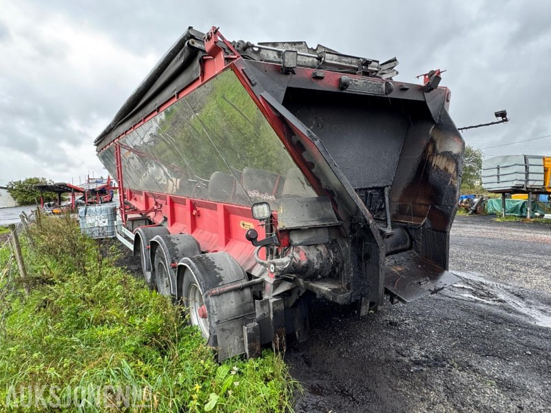 1997 R-R-Trailer asfaltsemi med transportbånd - Piekabe: foto 3 1997 R-R-Trailer asfaltsemi med transportbånd - Piekabe: foto 3
