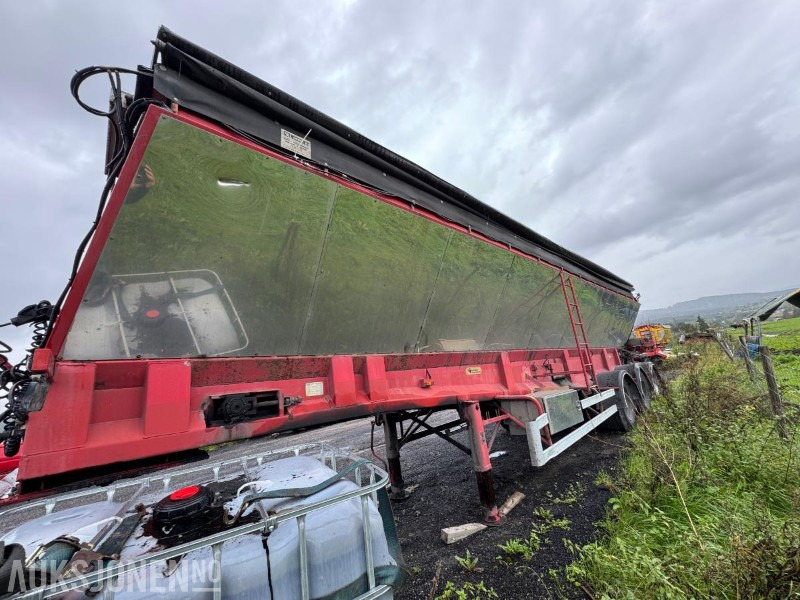 1997 R-R-Trailer asfaltsemi med transportbånd - Piekabe: foto 2 1997 R-R-Trailer asfaltsemi med transportbånd - Piekabe: foto 2