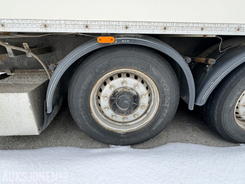 Piekabe 2006 HFR SL-24 Thermo king Thermotralle - Nylig EU - Defekt aggregat: foto 9 Piekabe 2006 HFR SL-24 Thermo king Thermotralle - Nylig EU - Defekt aggregat: foto 9