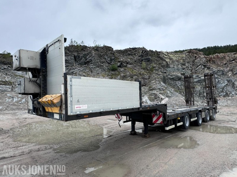 2019 Carnehl CSTV 40-60 - 4 akslet maskinsemi - Manuelt uttrekk - Hydraulisk bredding - Støttelabber bak - Fjernstyring - Piekabe: foto 1 2019 Carnehl CSTV 40-60 - 4 akslet maskinsemi - Manuelt uttrekk - Hydraulisk bredding - Støttelabber bak - Fjernstyring - Piekabe: foto 1