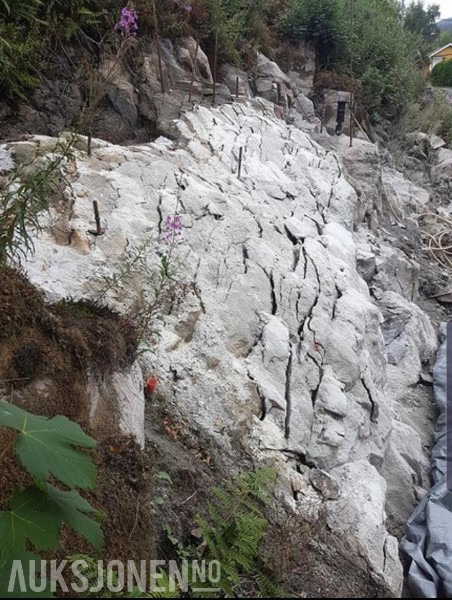 Sino-crack vinter 1000kg - Urbšanas mašīna: foto 3 Sino-crack vinter 1000kg - Urbšanas mašīna: foto 3