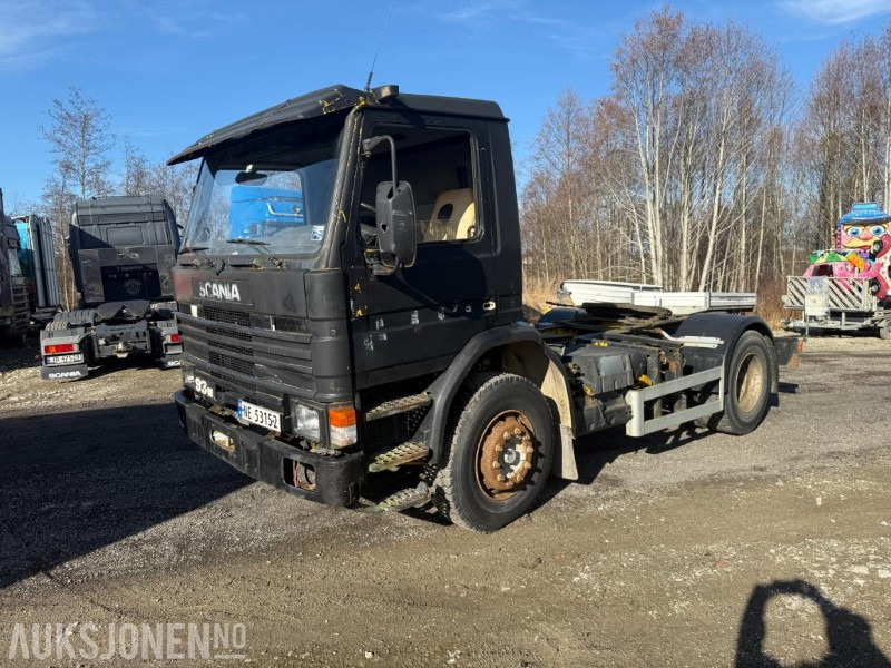 Vilcējs 1990 Scania P93MLX2L23054Z trekkvogn - veteran.: foto 1