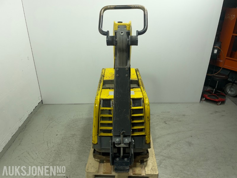 Wacker Neuson DPU80 Reversibel vibroplate 770kg - kun 298 timer - Veltnis: foto 3 Wacker Neuson DPU80 Reversibel vibroplate 770kg - kun 298 timer - Veltnis: foto 3