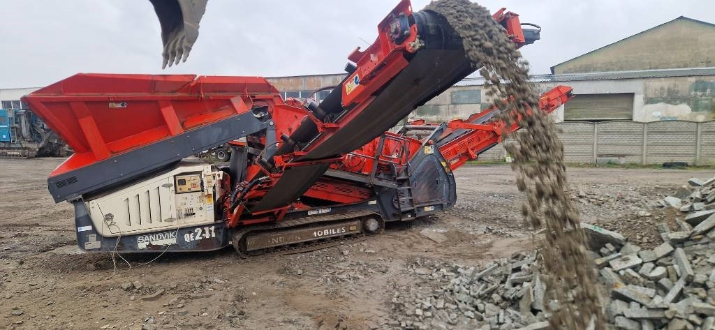 Sandvik QE 241 - Sijātājs: foto 1 Sandvik QE 241 - Sijātājs: foto 1