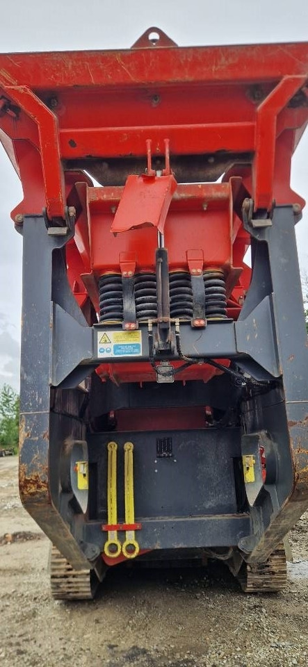 Sandvik QJ 241  - Mobilais drupinātājs: foto 4 Sandvik QJ 241  - Mobilais drupinātājs: foto 4