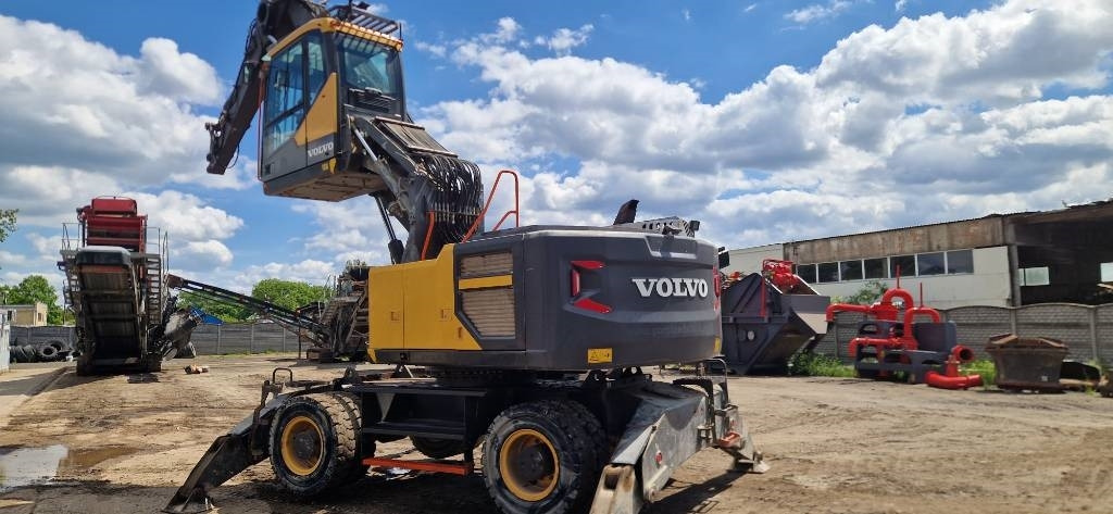 Volvo EW 240 E MH - Atkritumu iekrāvējs: foto 3 Volvo EW 240 E MH - Atkritumu iekrāvējs: foto 3