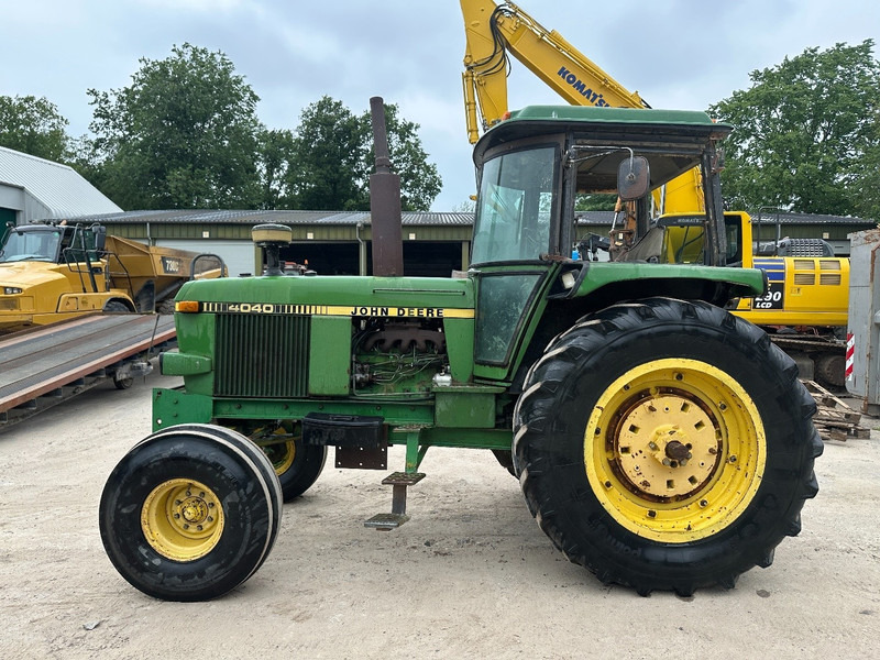 John Deere 4040 AIRCO - Traktors: foto 3 John Deere 4040 AIRCO - Traktors: foto 3
