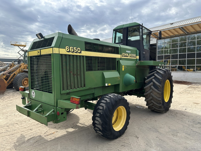 John Deere 6650 FOR PARTS - Lopbarības kombains: foto 5 John Deere 6650 FOR PARTS - Lopbarības kombains: foto 5