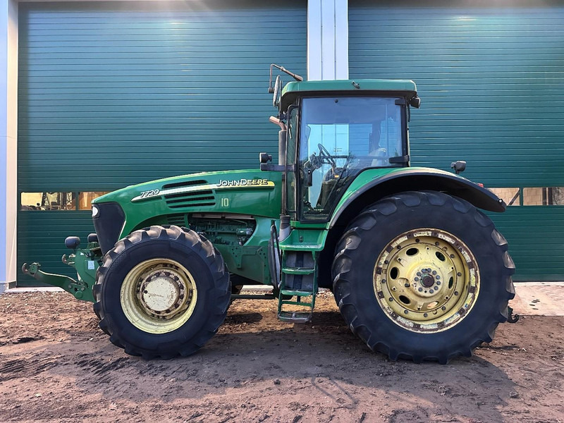 John Deere 7720 PowerQuad - NO TLS - Traktors: foto 3 John Deere 7720 PowerQuad - NO TLS - Traktors: foto 3