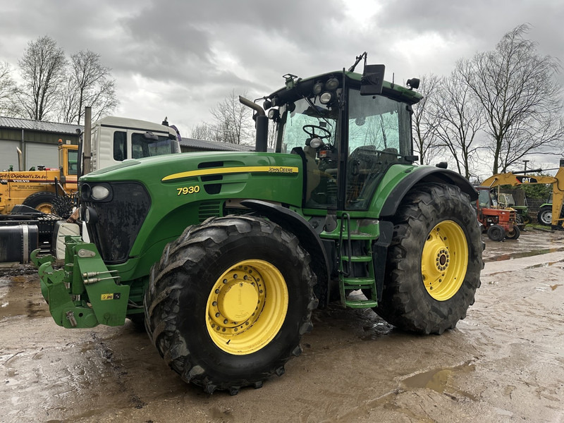John Deere 7930 Overhauled engine - PowerQuad - Traktors: foto 1 John Deere 7930 Overhauled engine - PowerQuad - Traktors: foto 1