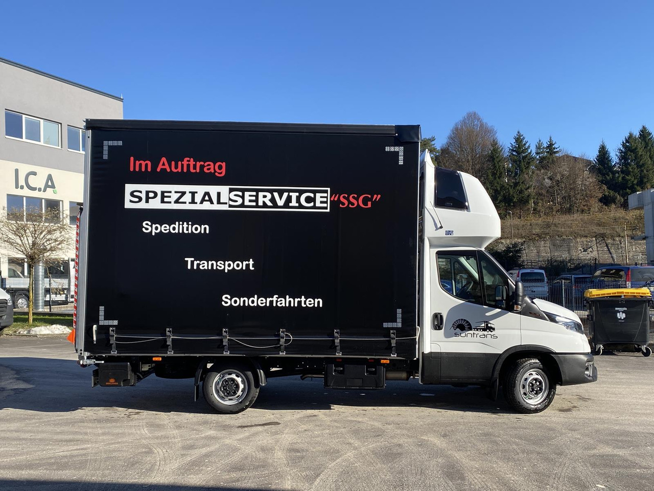 Jaunā Furgons ar tentu IVECO DAILY 35S18HP D30C | PRITSCHE PLANE + SCHLAFKABINE + LADERAMPE: foto 32 Jaunā Furgons ar tentu IVECO DAILY 35S18HP D30C | PRITSCHE PLANE + SCHLAFKABINE + LADERAMPE: foto 32