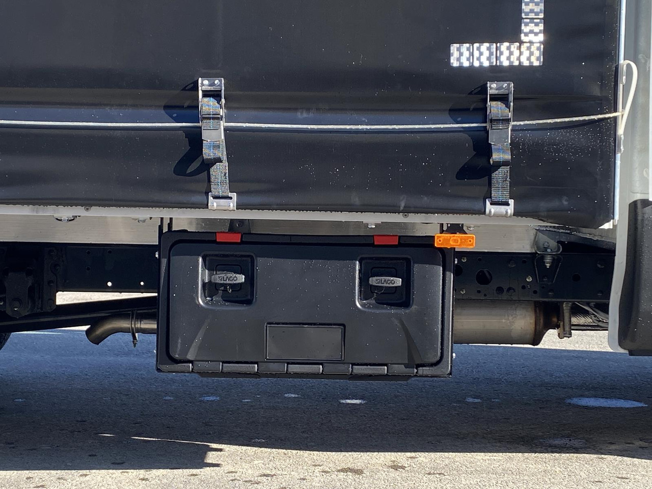 Jaunā Furgons ar tentu IVECO DAILY 35S18HP D30C | PRITSCHE PLANE + SCHLAFKABINE + LADERAMPE: foto 27 Jaunā Furgons ar tentu IVECO DAILY 35S18HP D30C | PRITSCHE PLANE + SCHLAFKABINE + LADERAMPE: foto 27