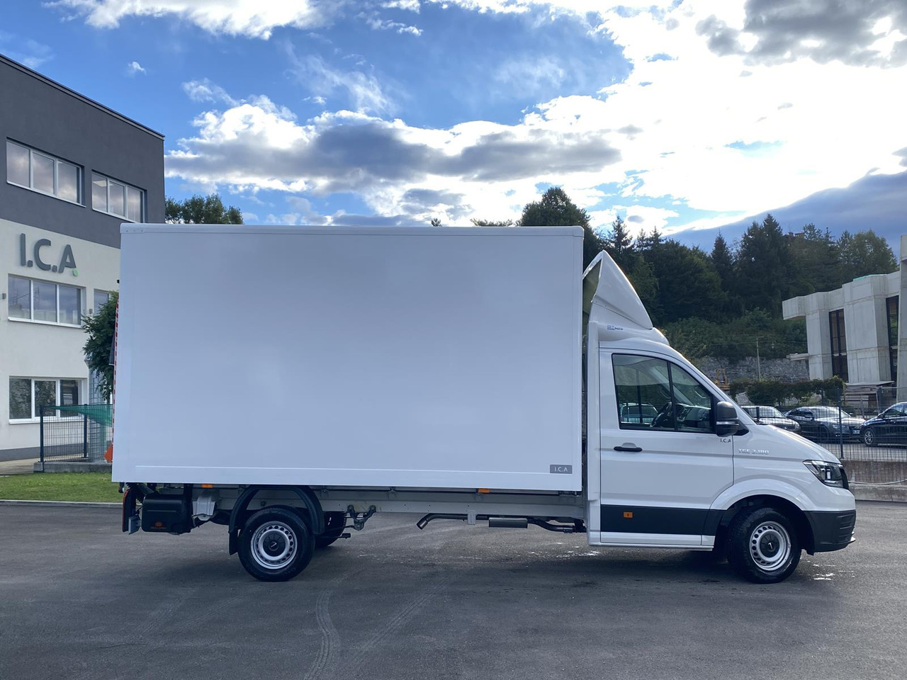 MAN TGE 3.180 RS4490 1+2, 180PS, 2.0L | ALU-BOX 4200mm + LADERAMPE līzingu MAN TGE 3.180 RS4490 1+2, 180PS, 2.0L | ALU-BOX 4200mm + LADERAMPE: foto 24