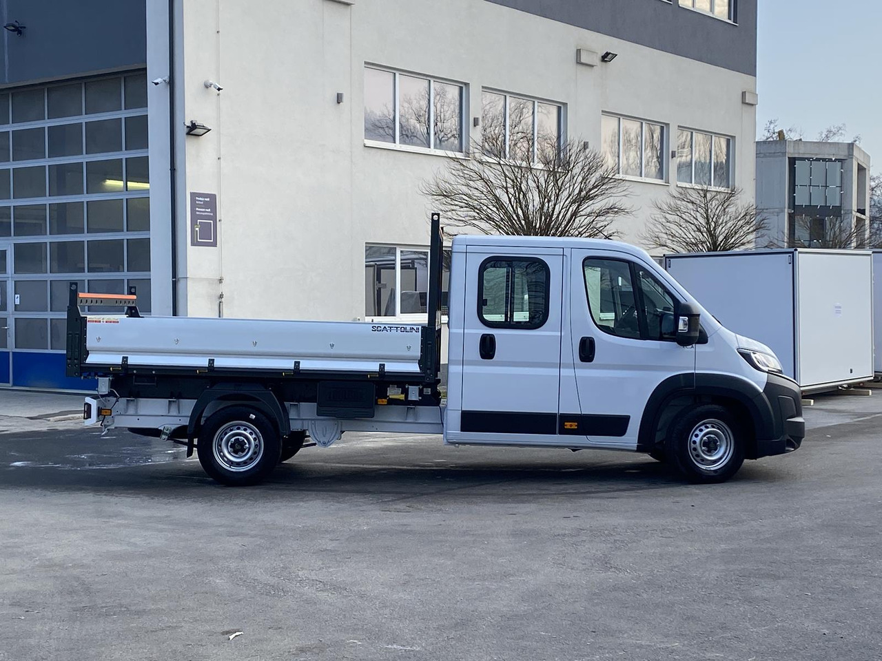 Jaunā Komercauto pašizgāzējs, Kravas-pasažieru furgons PEUGEOT BOXER L4 DOKA 180 PS | SCATTOLINI DREISEITENKIPPER 3150MM: foto 10