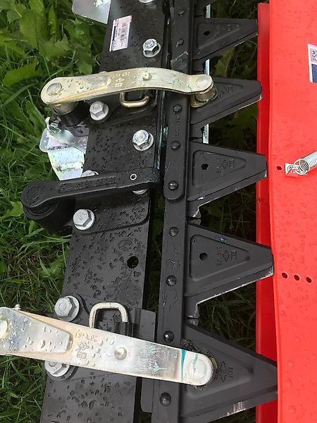 Jaunā Pļāvējs Doppelmesser Frontmähwerk KEMA: foto 6 Jaunā Pļāvējs Doppelmesser Frontmähwerk KEMA: foto 6