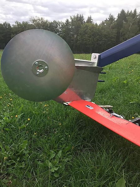 Jaunā Pļāvējs Doppelmesser Frontmähwerk KEMA: foto 14 Jaunā Pļāvējs Doppelmesser Frontmähwerk KEMA: foto 14