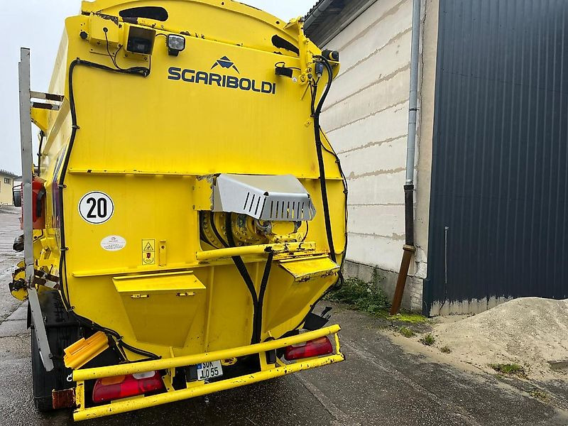 Sgariboldi Gulliver 6018 - Lopbarības mikseris: foto 4 Sgariboldi Gulliver 6018 - Lopbarības mikseris: foto 4