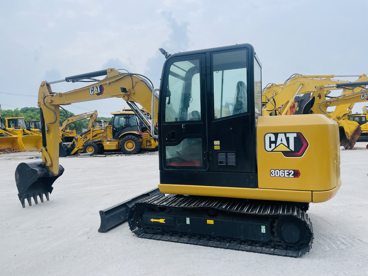 Caterpillar 306 Used Excavator CAT 306D 306E 3062 6 Ton Crawler Excavators Doosan DH60 DX60 Hyundai 60 for Sale - Mini-ekskavators: foto 4 Caterpillar 306 Used Excavator CAT 306D 306E 3062 6 Ton Crawler Excavators Doosan DH60 DX60 Hyundai 60 for Sale - Mini-ekskavators: foto 4