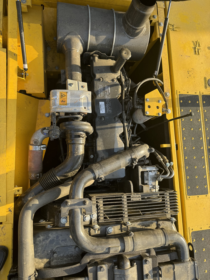 Kāpurķēžu ekskavators Komatsu PC220 PC210 PC200 Komatsu Crawler Hight Quality Used Excavator: foto 7 Kāpurķēžu ekskavators Komatsu PC220 PC210 PC200 Komatsu Crawler Hight Quality Used Excavator: foto 7