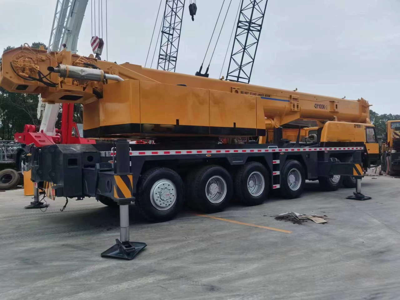 XCMG 100 Ton Used Truck Crane QY100K-II with High Quality for Sale - Autoceltnis: foto 5 XCMG 100 Ton Used Truck Crane QY100K-II with High Quality for Sale - Autoceltnis: foto 5