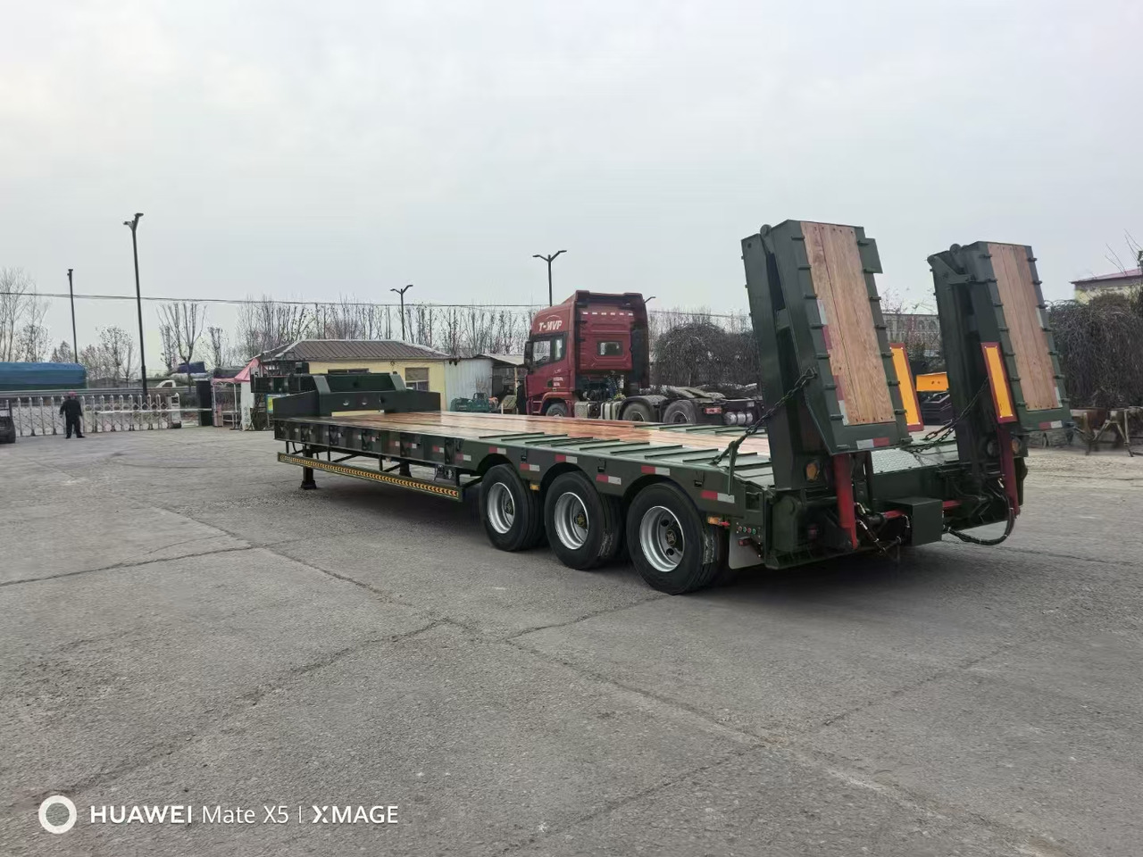 ZHICHENG Semi Flat Bed Low Bed in New Condition līzingu ZHICHENG Semi Flat Bed Low Bed in New Condition: foto 14