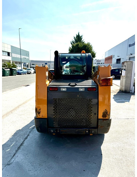 Case SR210 - Riteņu iekrāvējs: foto 3 Case SR210 - Riteņu iekrāvējs: foto 3