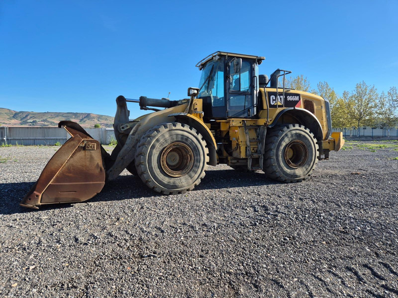 Caterpillar 966M - Riteņu iekrāvējs: foto 1 Caterpillar 966M - Riteņu iekrāvējs: foto 1